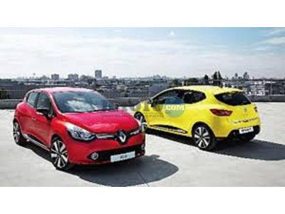 Renault Clio
 İstanbul Başakşehir OZATRENTACAR