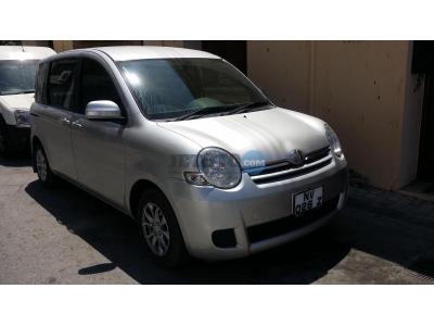 Toyota Verso
 Kıbrıs Girne Ask Rent A Car